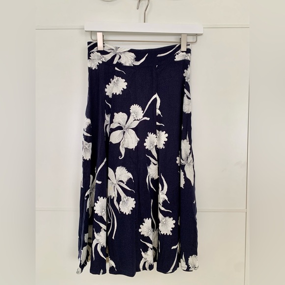 Trashy Diva 2-piece top and skirt, size 4 - Picture 3 of 3